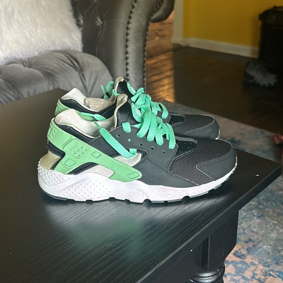 Nike Huarache run (GS) us size 7 - Picture 3 of 16